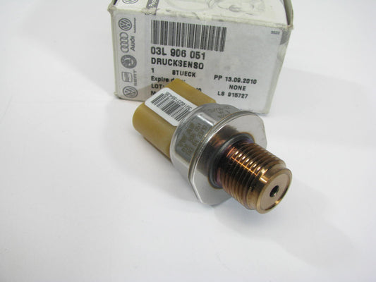 NEW GENUINE TDI DIESEL Fuel Pressure Sensor OEM VW AUDI # 03L906051