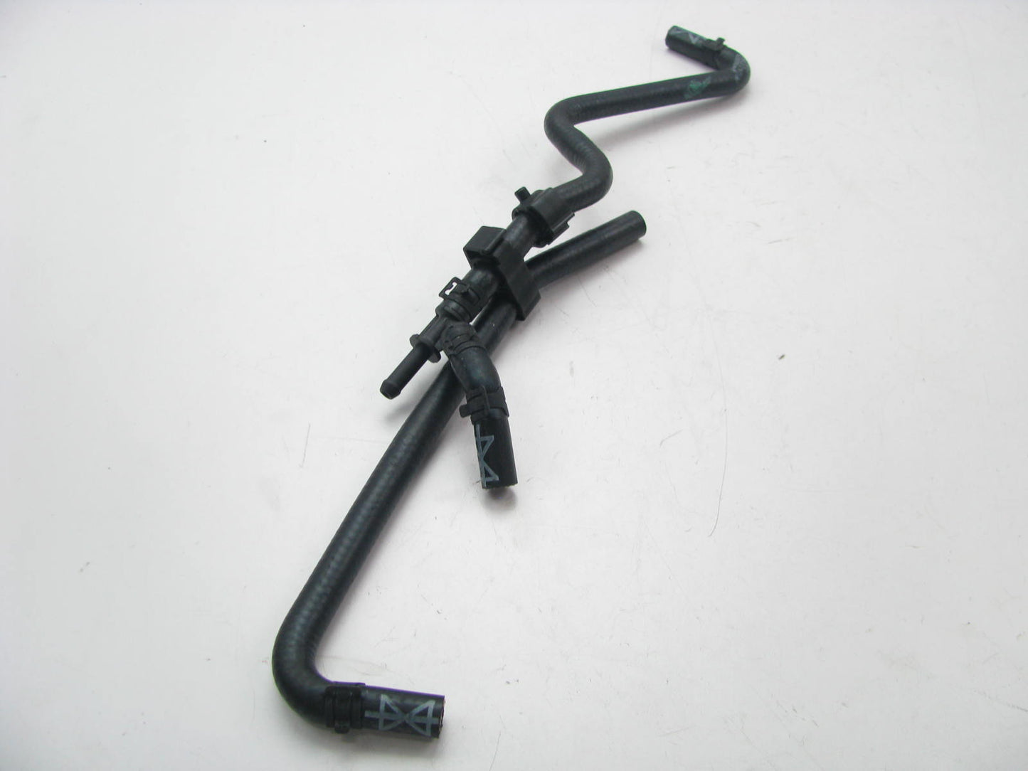 NEW - OEM VW Audi 04E-122-447-Q Engine Coolant Overflow Hose 13-16 Jetta Hybrid