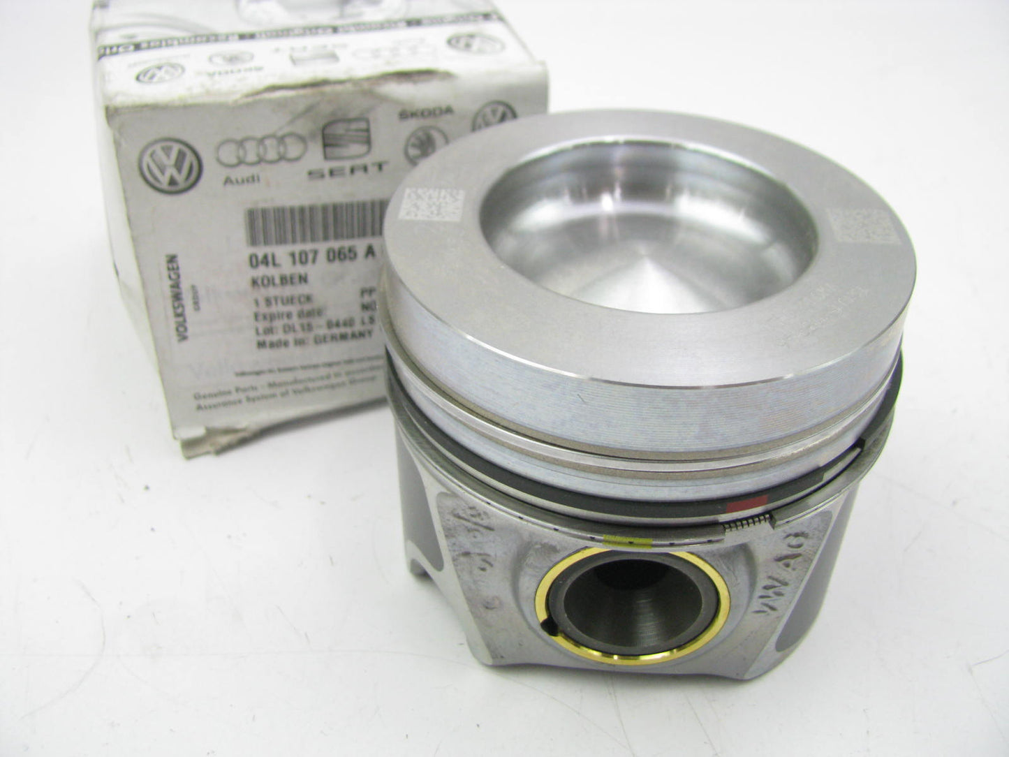 NEW - OEM VW Audi 04L107065A001 Engine Piston 2015-2016-L4 TDI