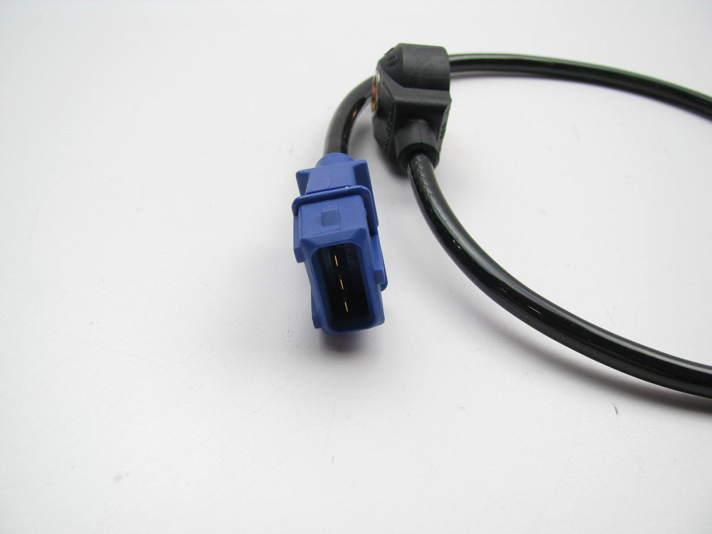 OEM Ignition Knock (Detonation) Sensor OEM For Vw Audi 054905377