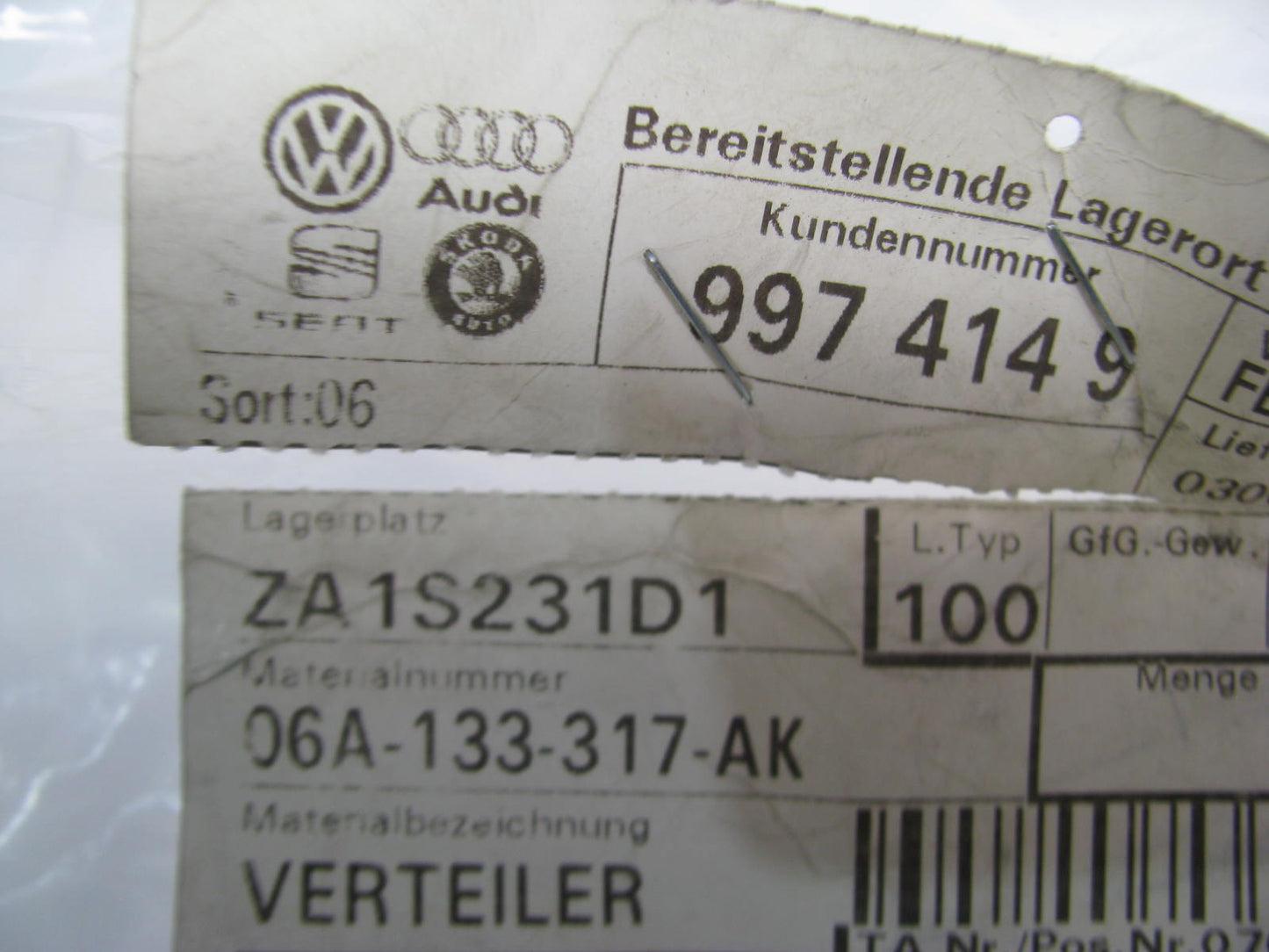 NEW Fuel Rail 06A133317AK Genuine OEM For Volkswagen 1.8L