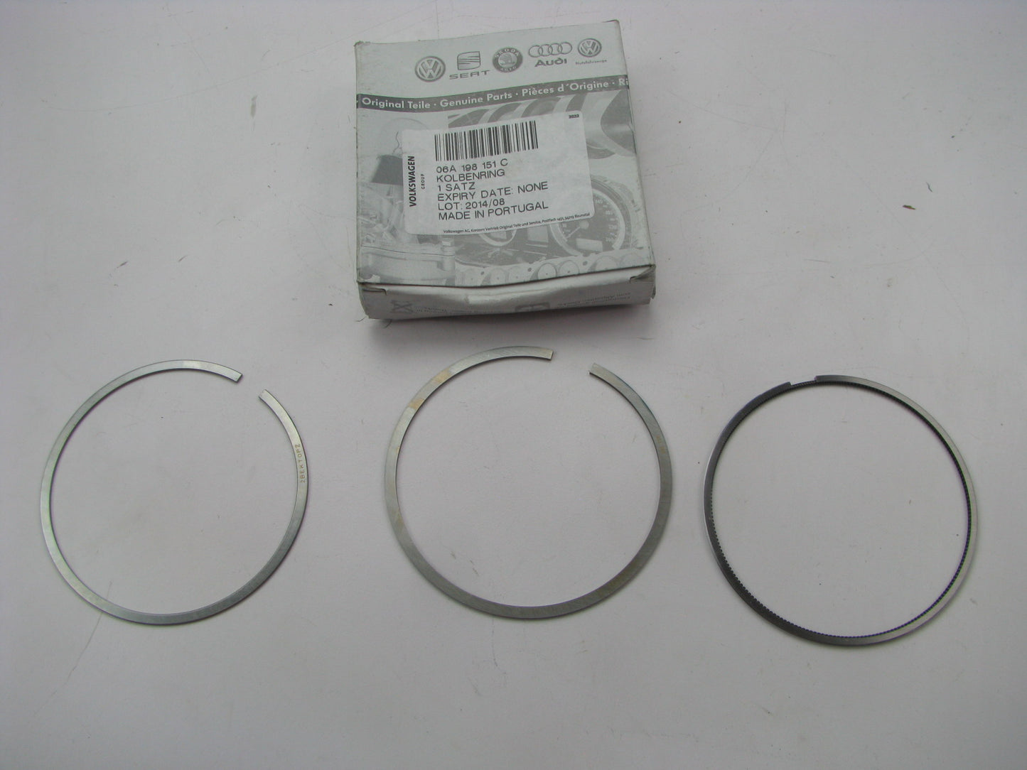 NEW - OEM VW Audi 06A198151C Single Piston Ring Set STD 1998-2005 2.0L-L4