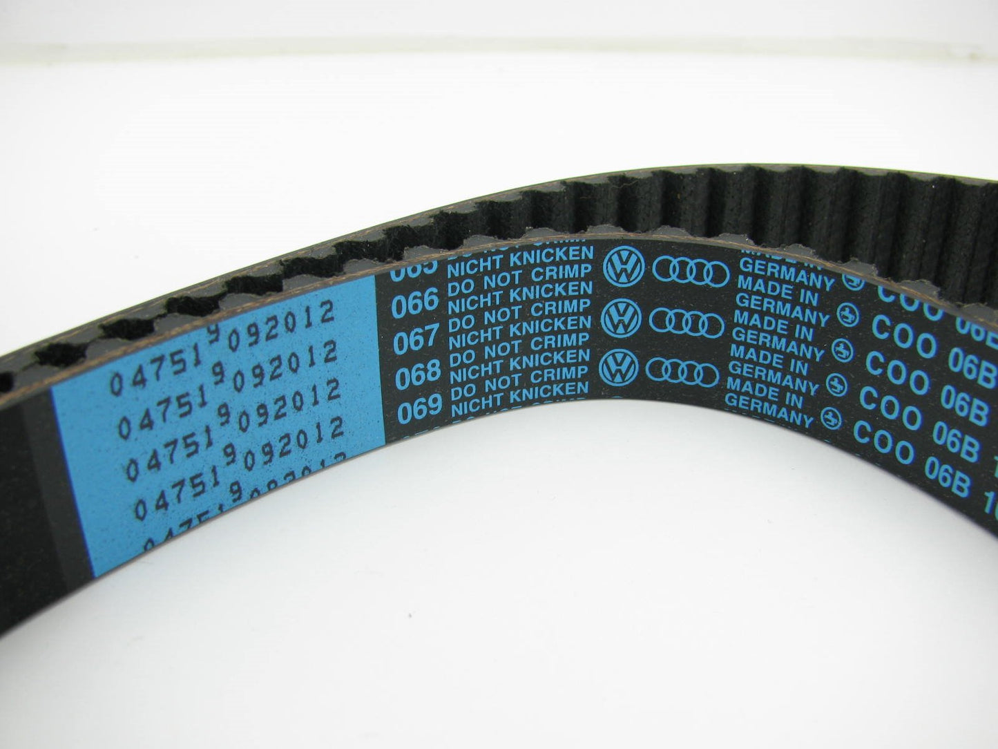 NEW GENUINE Engine Timing Belt OEM For VW Audi 2001-2006 A4 1.8L 06B109119F