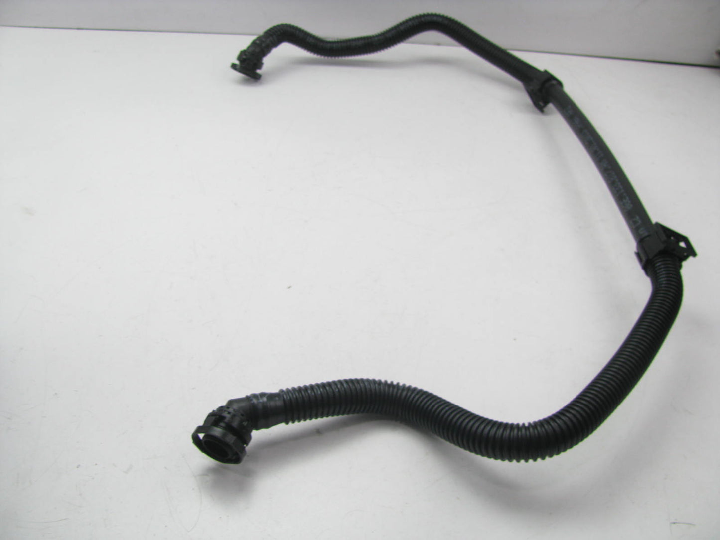 NEW - OEM Secondary Air Injection Pump Hose Connector Pipe For 2015-2017 Audi A8