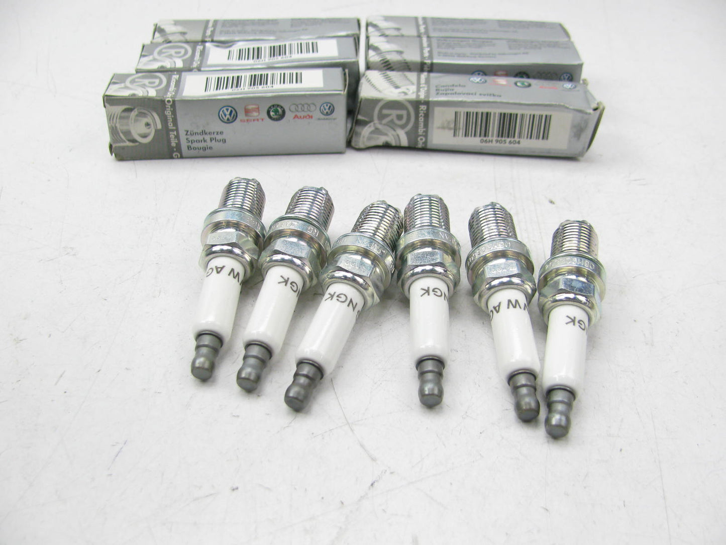 (6) NEW - OEM VW Audi 06H905604 / BKR8EQUA Nickel 4-Electrode Spark Plugs