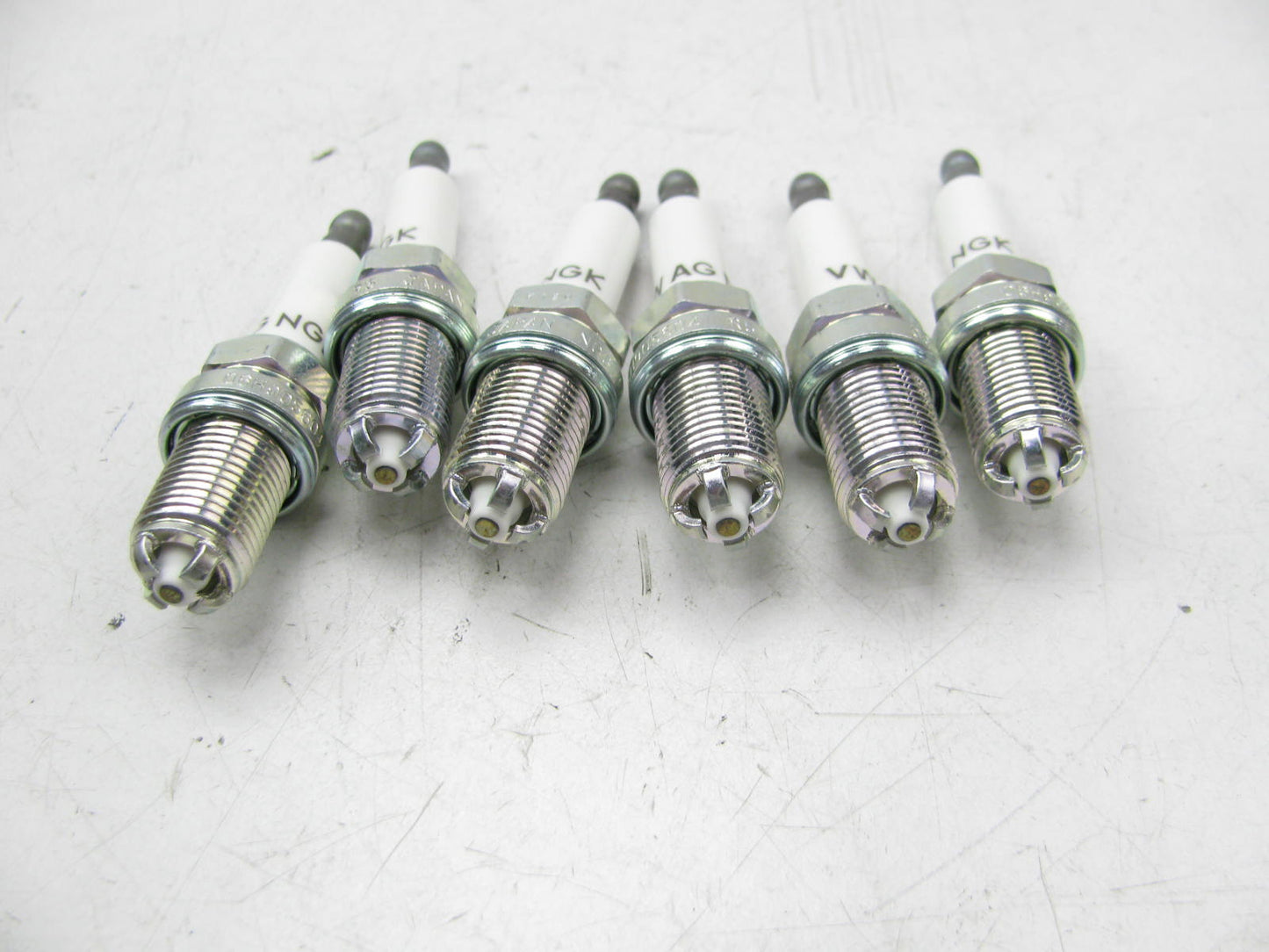 (6) OEM Vw Audi 06H905604 /BKR8EQUA Nickel 4-Electrode Spark Plugs