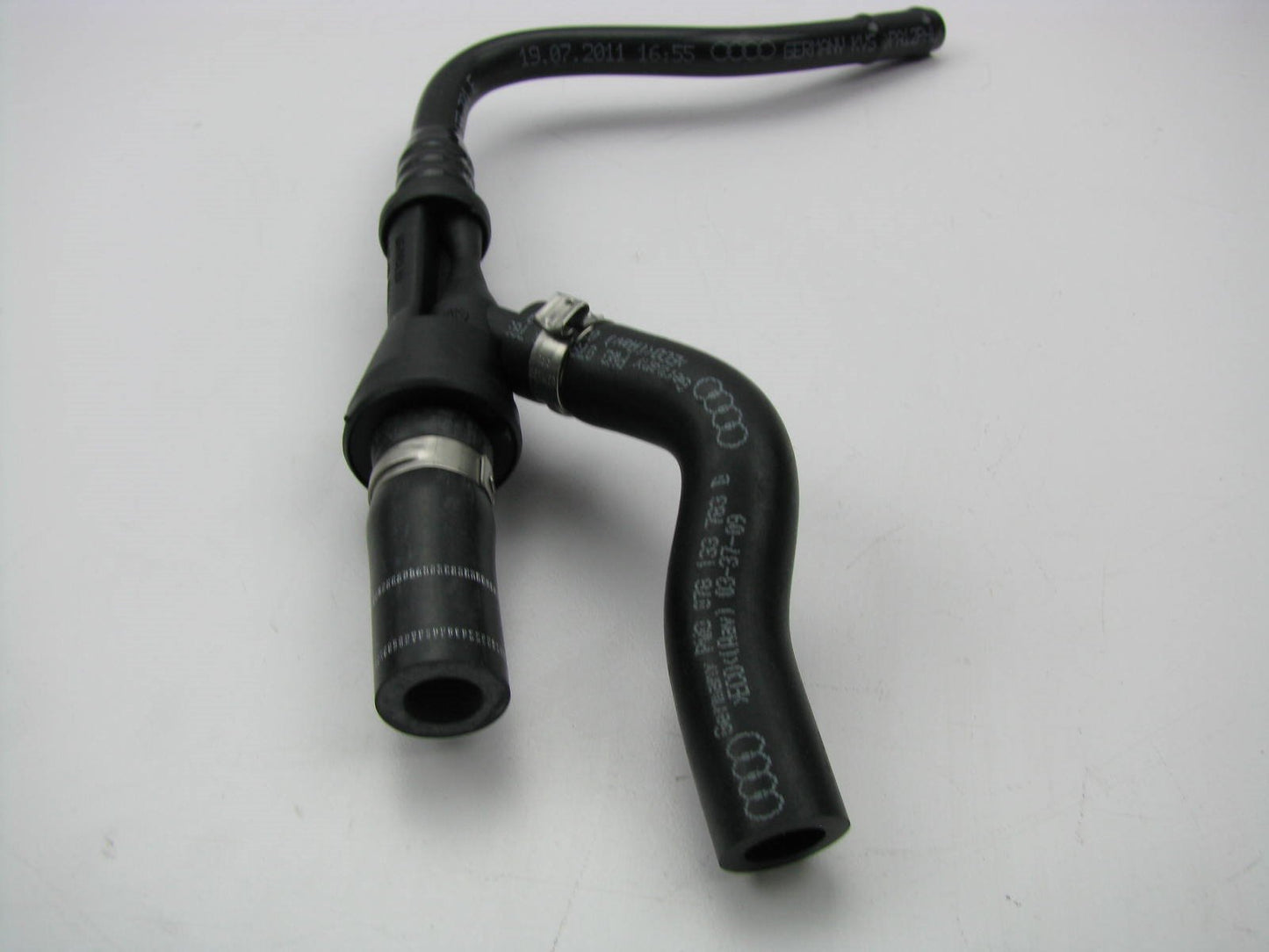 New Genuine Suction Vacuum Pump Hose Line Tube OEM For Audi 2.8L V6 078133701E