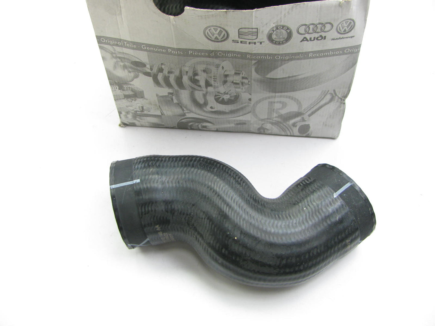 New OEM Audi Turbo Intercooler-Connector Hose Right For Allroad Quattro 01-05