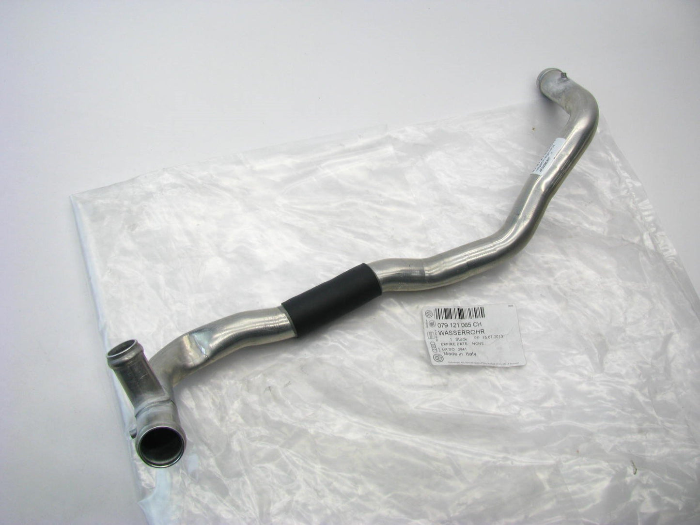 New Engine Coolant Pipe Line Tube OEM For 13-14 Audi S7 4.0L V8 079121065CH