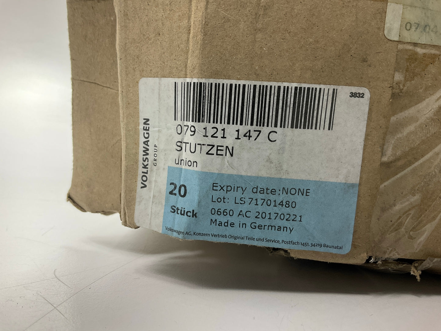 NEW UNBOXED OEM 079121147C Front Coolant Pipe Water Pump Union Fitting
