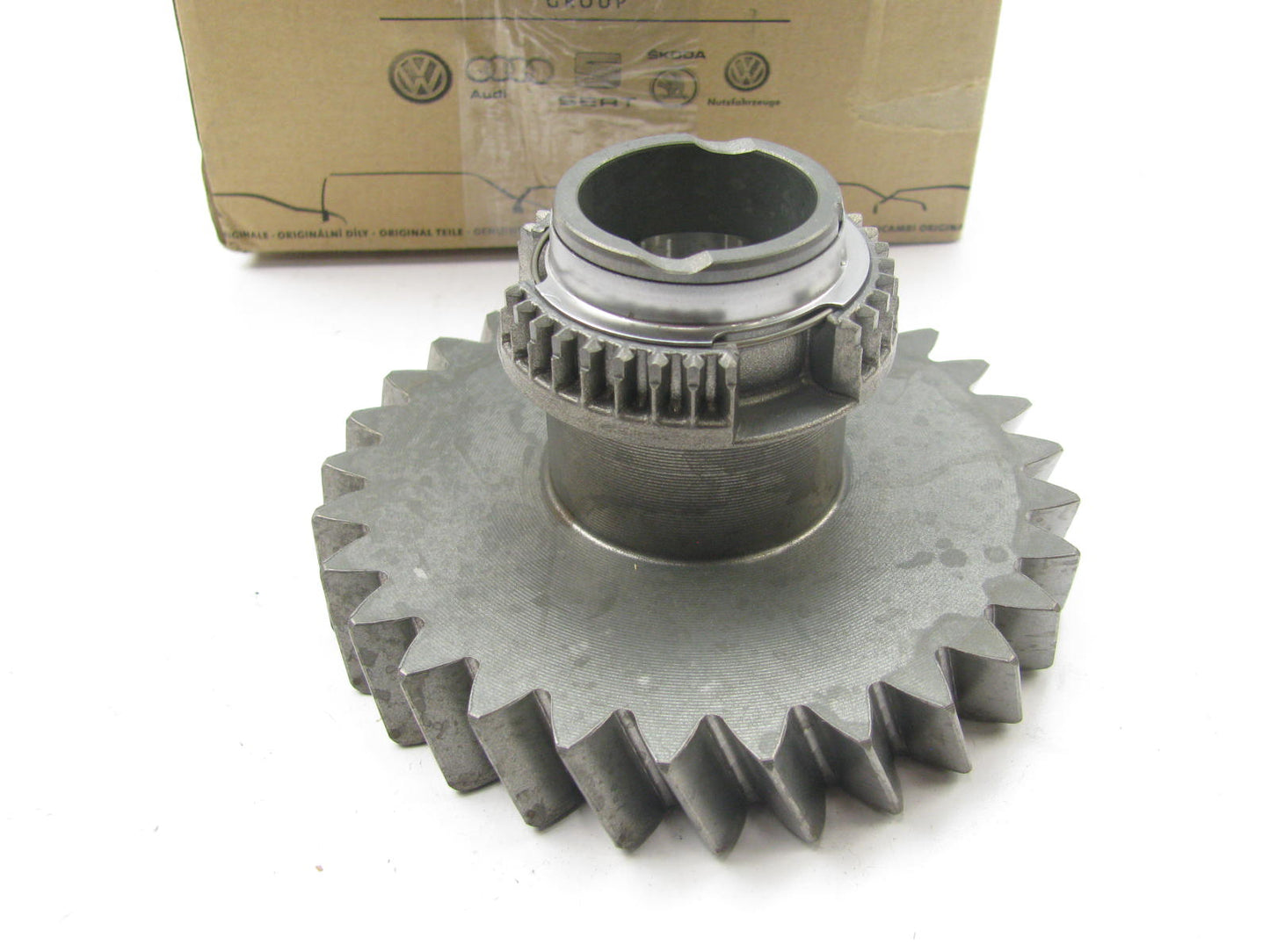 NEW GENUINE OEM 2012-2014 Audi TT 6-SPEED MANUAL Trans Reverse Gear # 0A5311215C
