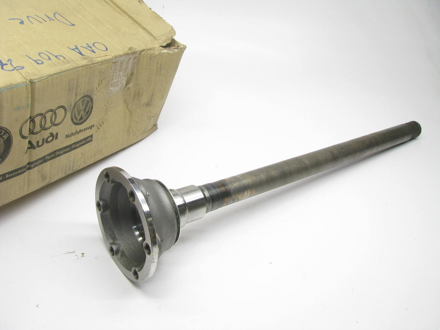 NEW Drive Axle Front Left Output Shaft For 09-10 Q7 Touareg TDI DIESEL 0AA409271