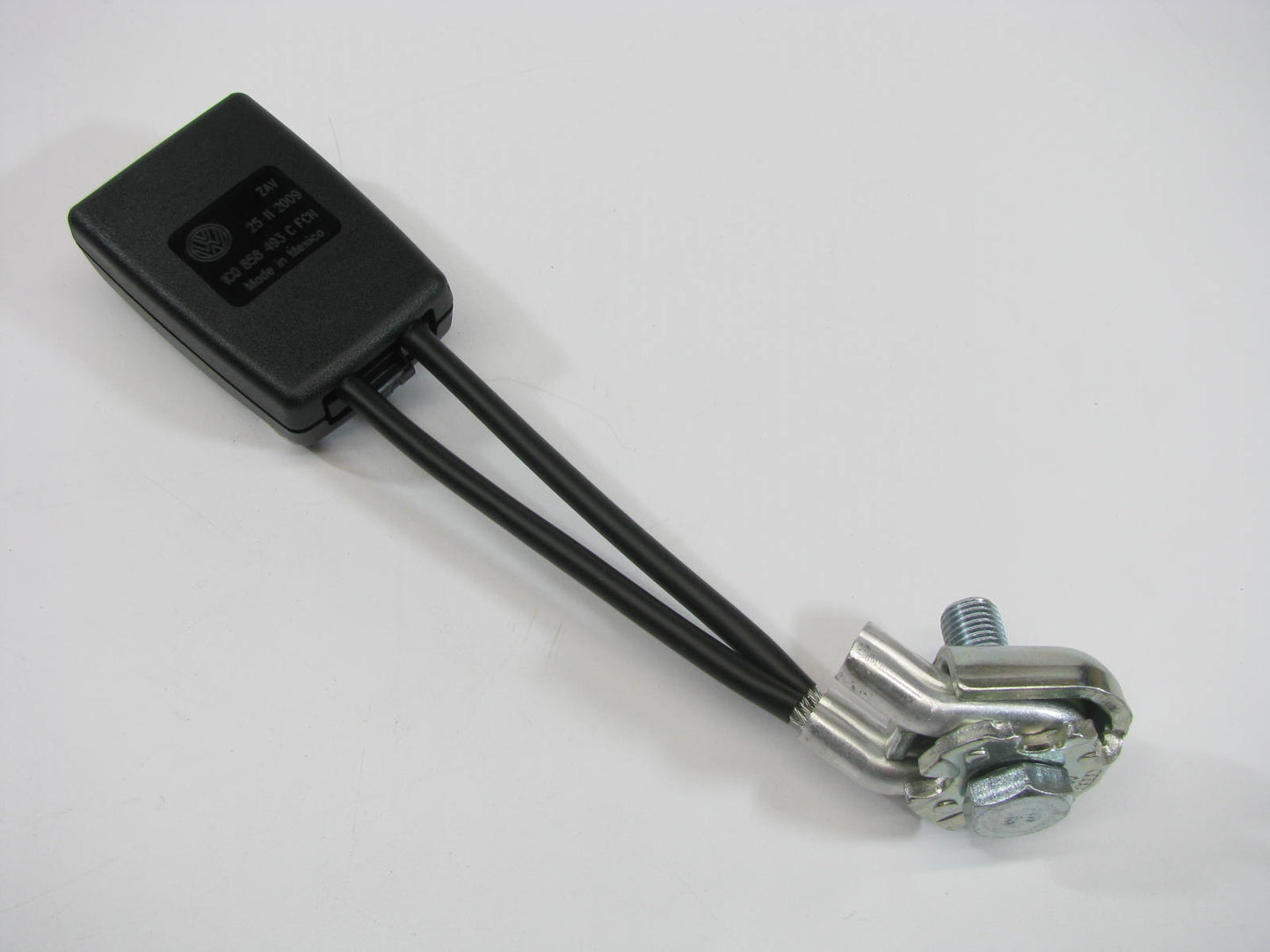 NEW - OEM VW 1C0-858-493-C-FCN Rear Left Seat Belt Buckle 2002-2010 Beetle