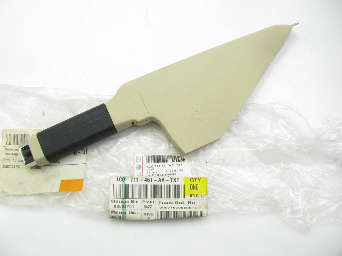 NEW - OEM VW Audi 1C0711461AATXT Parking Brake Handle Cover 2006-2010 Beetle