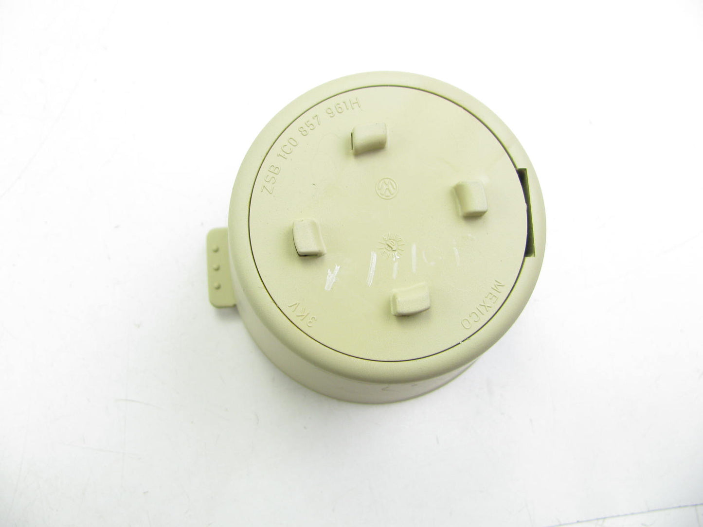 NEW - OEM VW Audi 1C0857961P08H Rear Center Console Ash Tray 1998-2010 Beetle