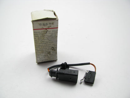 New Lift Tailgate Ajar Open Indicator Switch OEM For 02-05 VW Beetle 1C0962103A