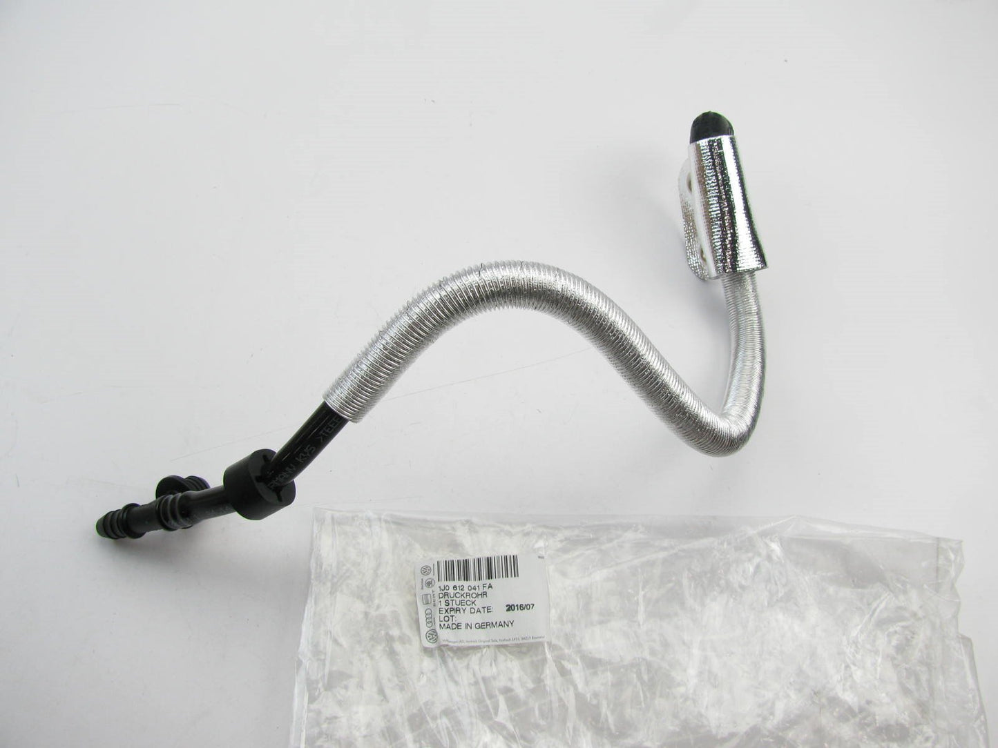 New Vacuum Pipe With Non Return Valve 99-01 Golf, 99-05 Jetta OEM VW 1J0612041FA