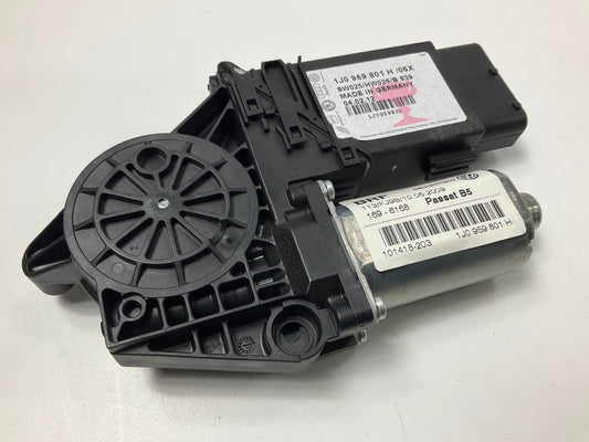 NEW GENUINE OEM VW 1J0959801H-06X FRONT Left Power Window Motor - 1999-01 Passat