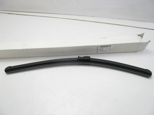 New OEM Right Side Windshield Wiper Blade VW Volkswagen 1J1955426B