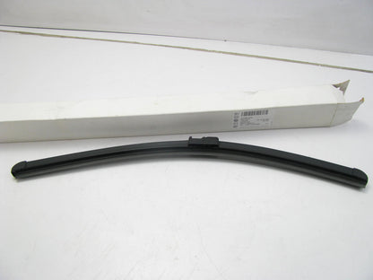 NEW - OEM VW 1J1955426B Right Passenger Side Windshield Wiper Blade