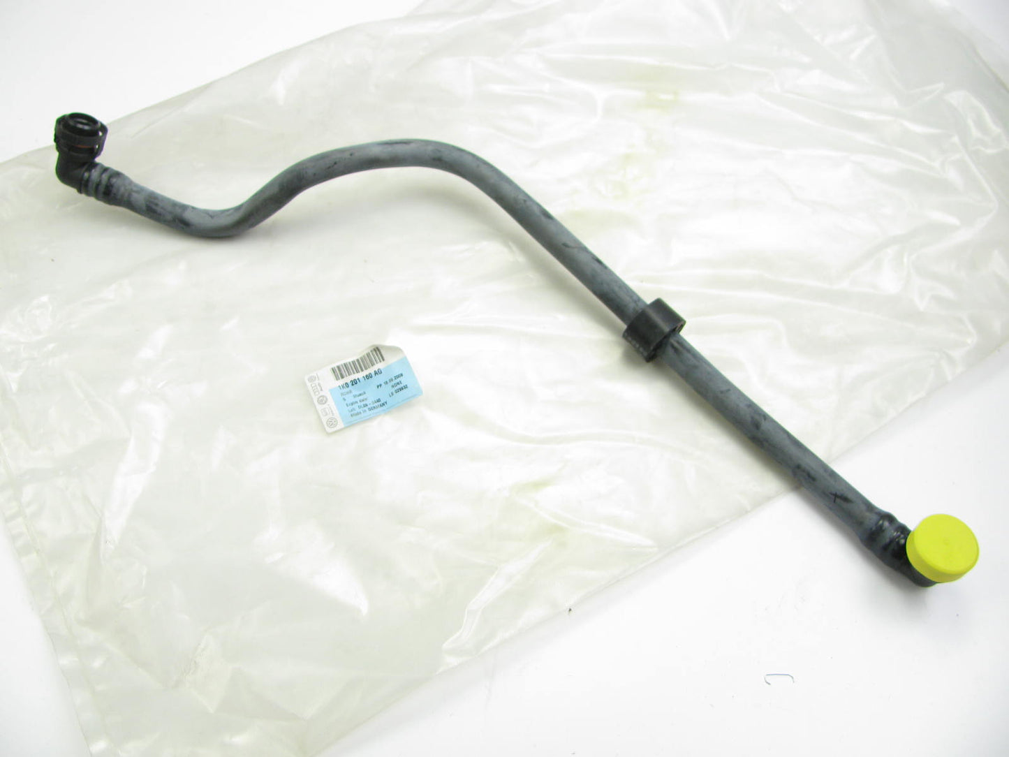 New Genuine OEM Audi Activated Carbon Filter Breather Vent Line Hose 2005-13 A3