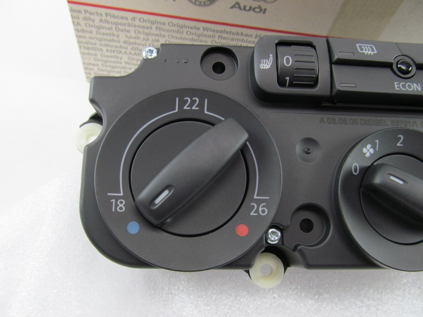 NEW - OEM VW Audi 1K0820047DG HVAC Climate Control Module - CELSIUS