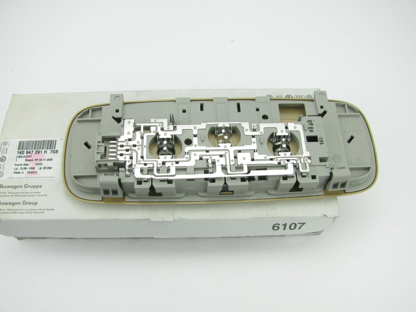 REAR Beige Overhead Map Light Dome Lamp OEM 05-10 VW Jetta, 06-09 Passat