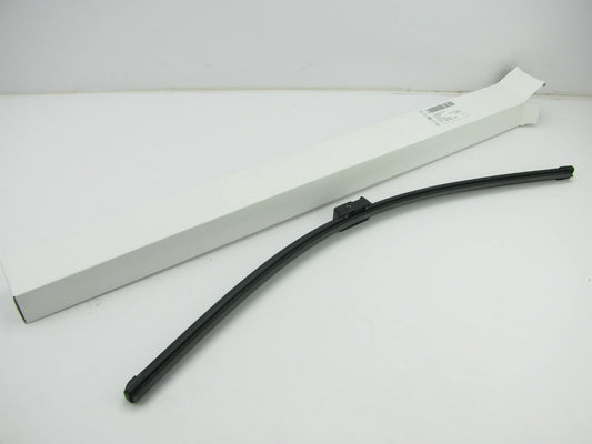 NEW GENUINE Front LEFT Drivers Wiper Blade OEM For 2005-2006 VW Jetta SEDAN ONLY