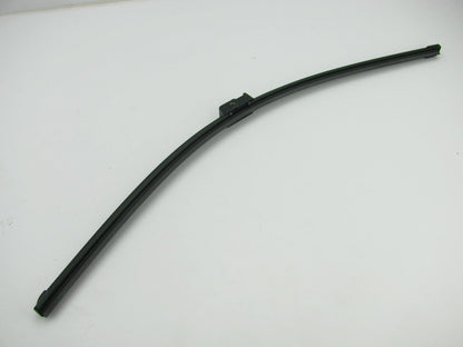 NEW GENUINE Front LEFT Drivers Wiper Blade OEM For 2005-2006 VW Jetta SEDAN ONLY