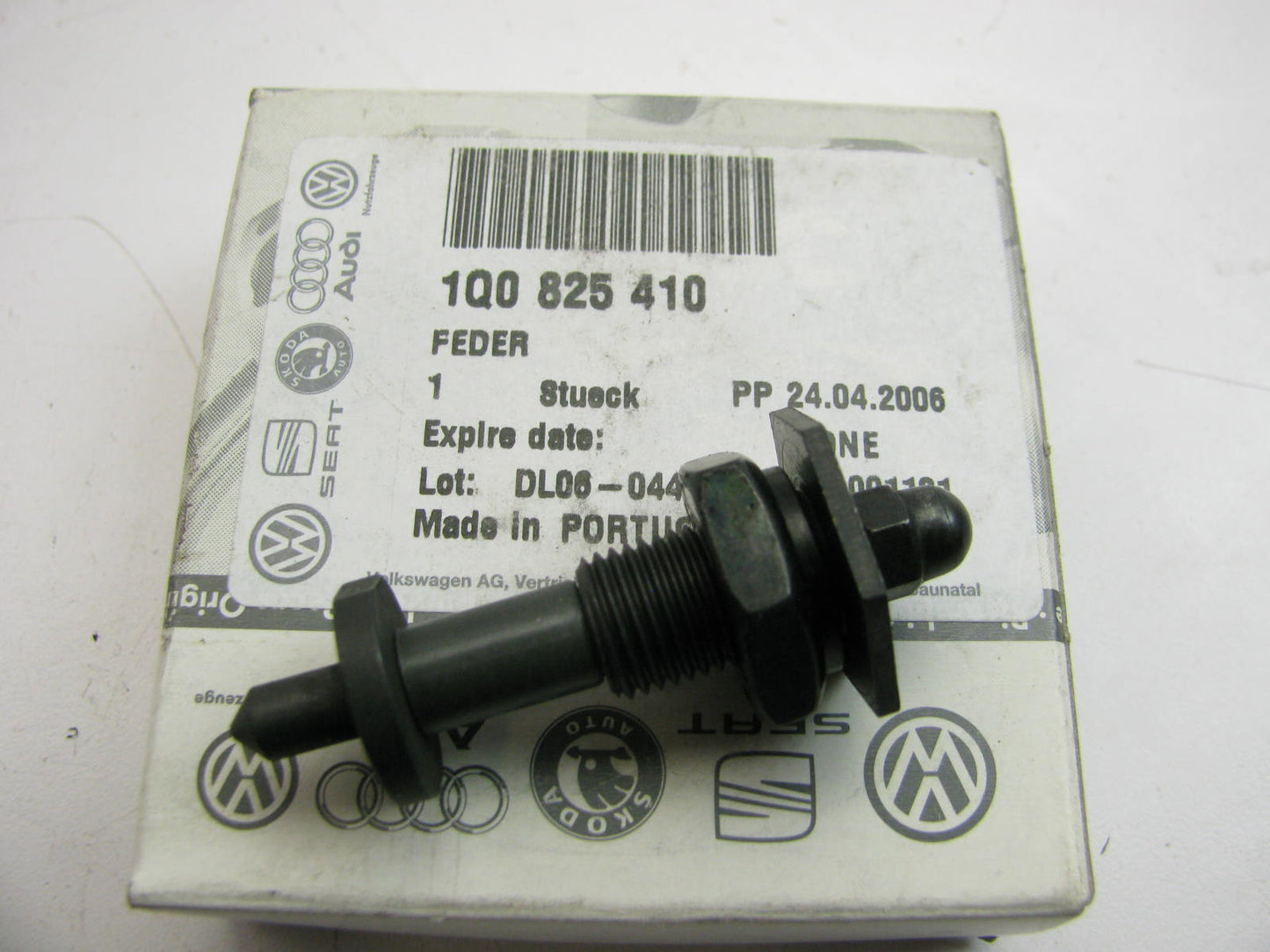 NEW Right Convertible Top Trunk Hinge Assembly OEM 2007-2016 VW Eos 1Q0825410