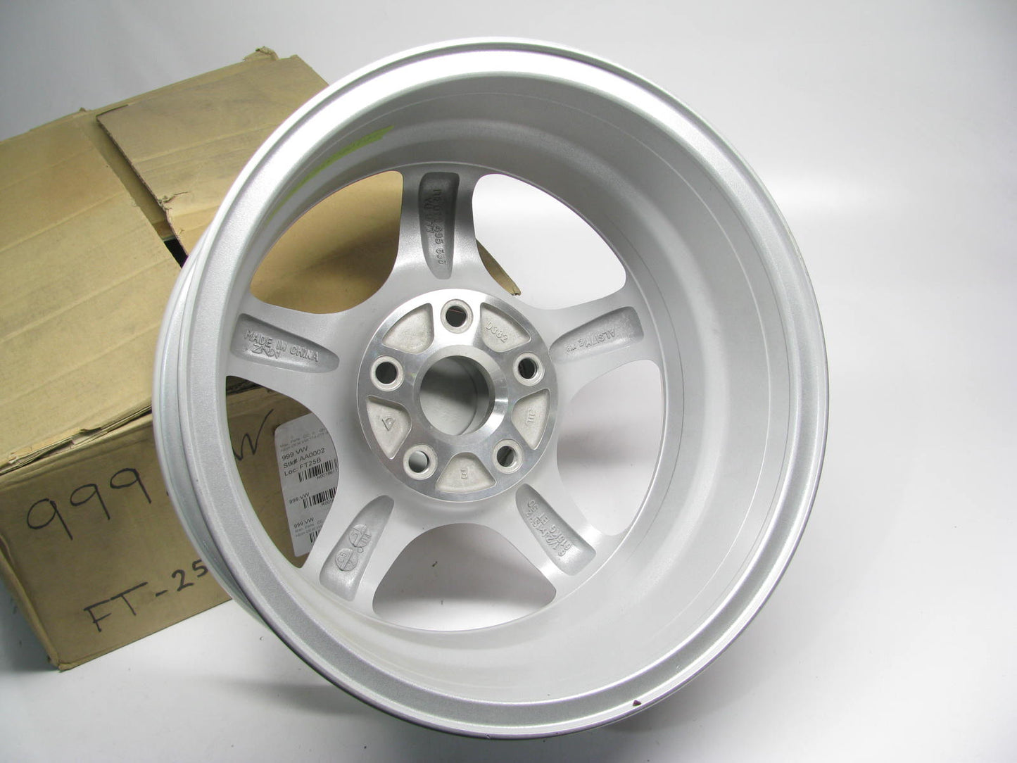 NEW - OEM VW Audi 1T4071495A-666 Aluminum Wheel - 6.5'' X 15'' 2006-2007 Golf