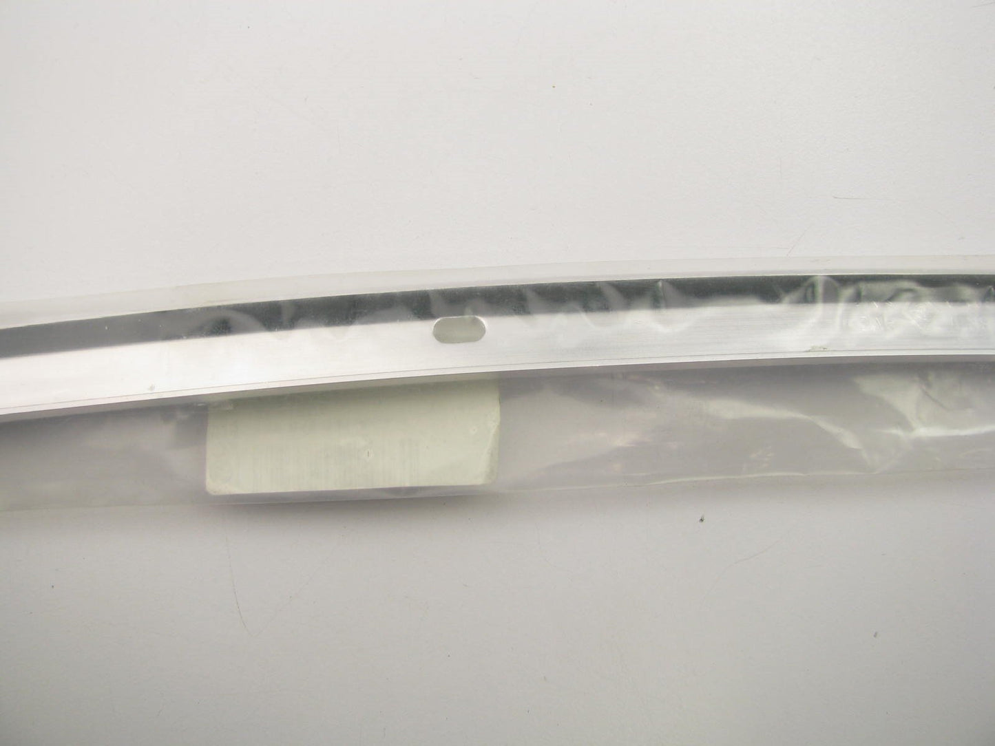 NEW OEM Vw 1Y0845391A  LEFT Windshield Molding Trim Retainer Panel 03-10 Beetle