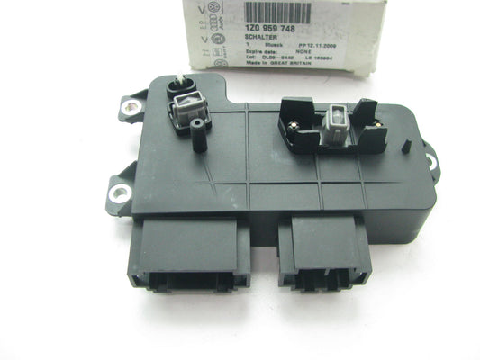 NEW OEM Vw Audi 1Z0959748 FRONT RIGHT Power Seat Adjuster Switch 2006-08 Passat