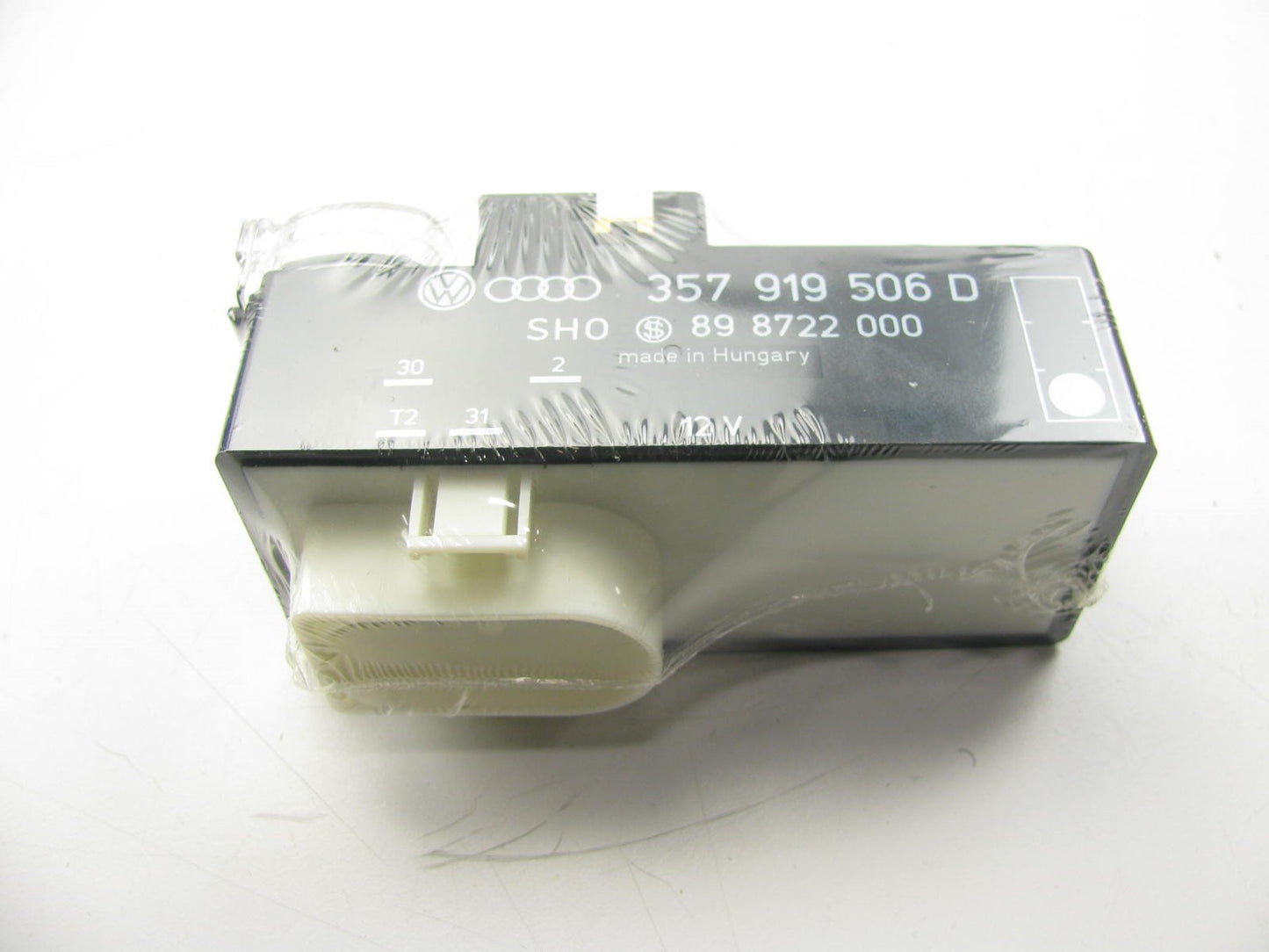 New Engine Fan Control Module For 95-98 Volkswagen Jetta 357919506D