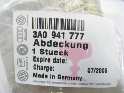 NEW OEM Vw Audi 3A0941777 FRONT LEFT Fog Light Lamp 1990-1996 VW Passat