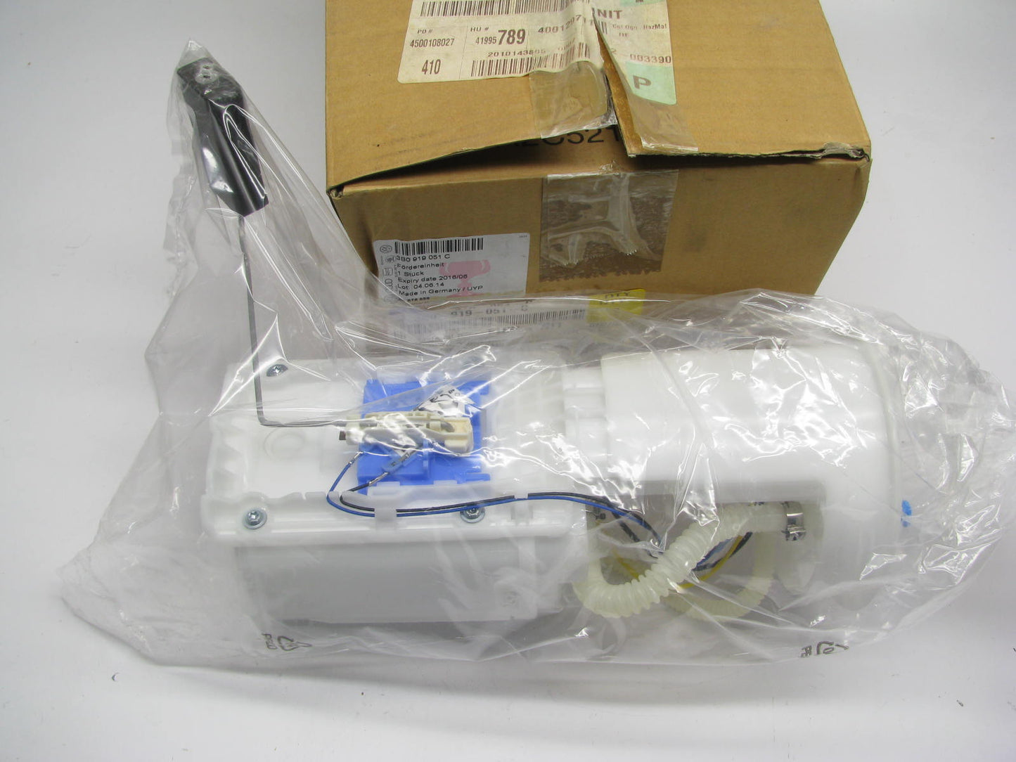 NEW VW Audi 3B0919051C Fuel Pump Module Assembly OEM For 00-05 Passat 1.8L 1.8T