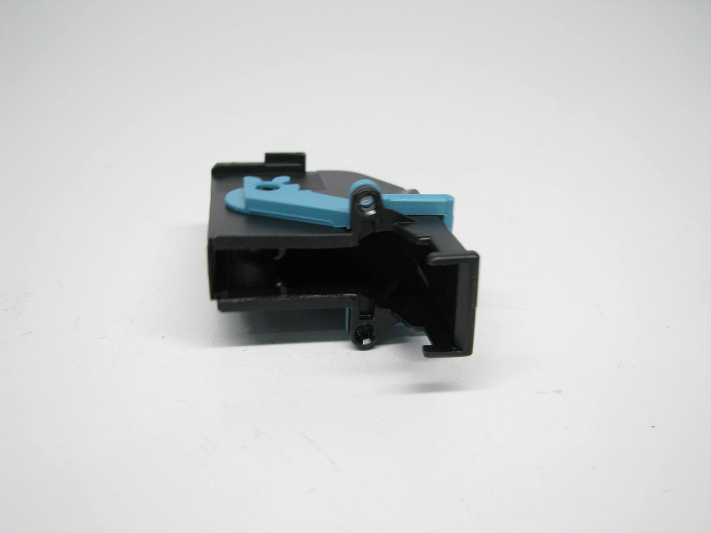 NEW GENUINE OEM For Vw Audi 3B0919754 Navigation Connector Contact Housing