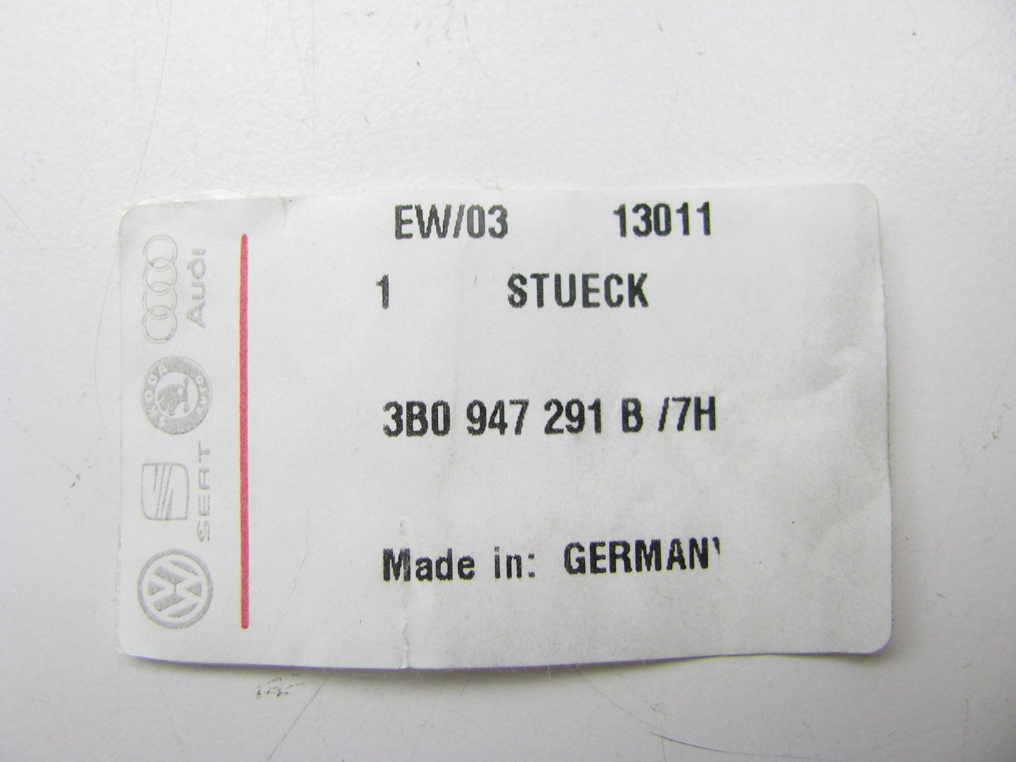 New Genuine Rear Dome Light Lamp Beige OEM For 01-03 Passat 3B0947291B7H