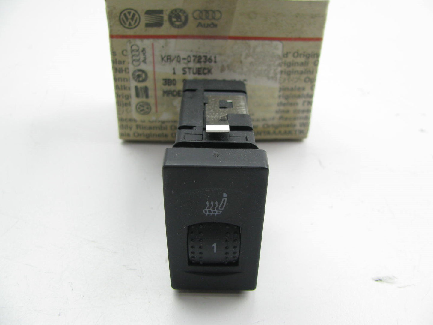 New Genuine Seat Heater Switch OEM For 99-05 Volkswagen Passat 3B0963563D 01C