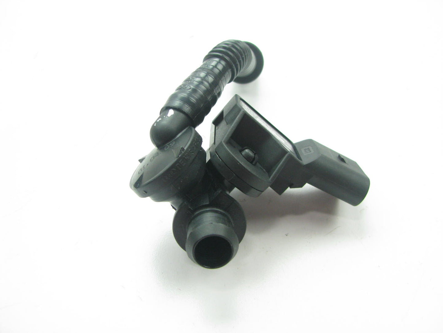 New Genuine OEM Water Box Vacuum Pipe W/ Sensor For 2001-05 Volkswagen Passat
