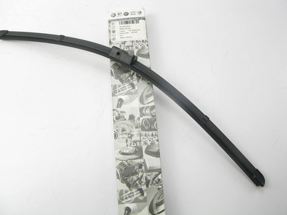 New Genuine Front Right Windshield Wiper Blade For 2003-2005 Volkswagen Passat