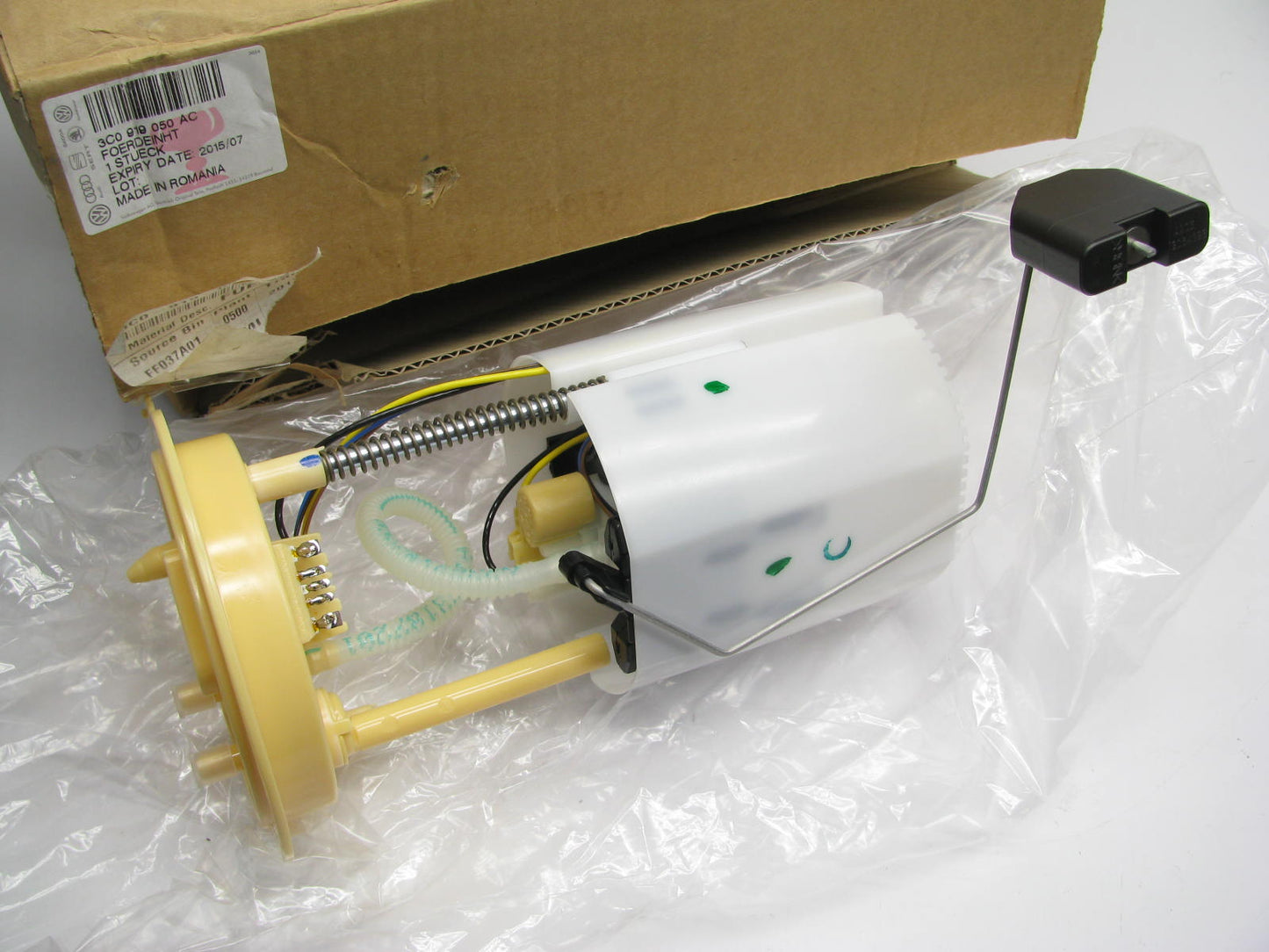 NEW GENUINE OEM Vw 3C0919050AC Fuel Pump Module - 2009-2011 VW Passat CC