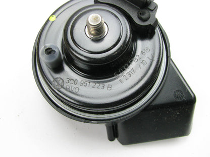 NEW GENUINE High Pitch Horn OEM For 2009-2010 Volkswagen Passat 3C0951223B