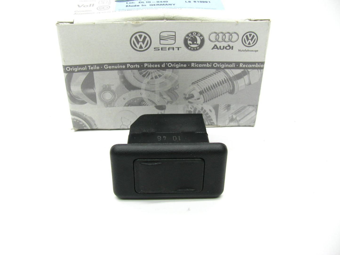 NEW - OEM GENUINE Seat Well Support Adjustment Switch For 2008 VW Passat