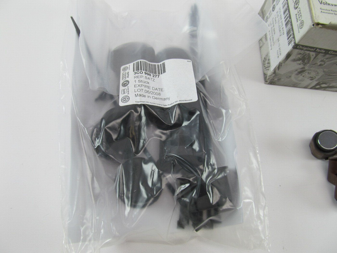 NEW OEM VW Audi 3C0998275A7W Parking Sensor Kit (6) 3C0919275L (2) 3C0919275N