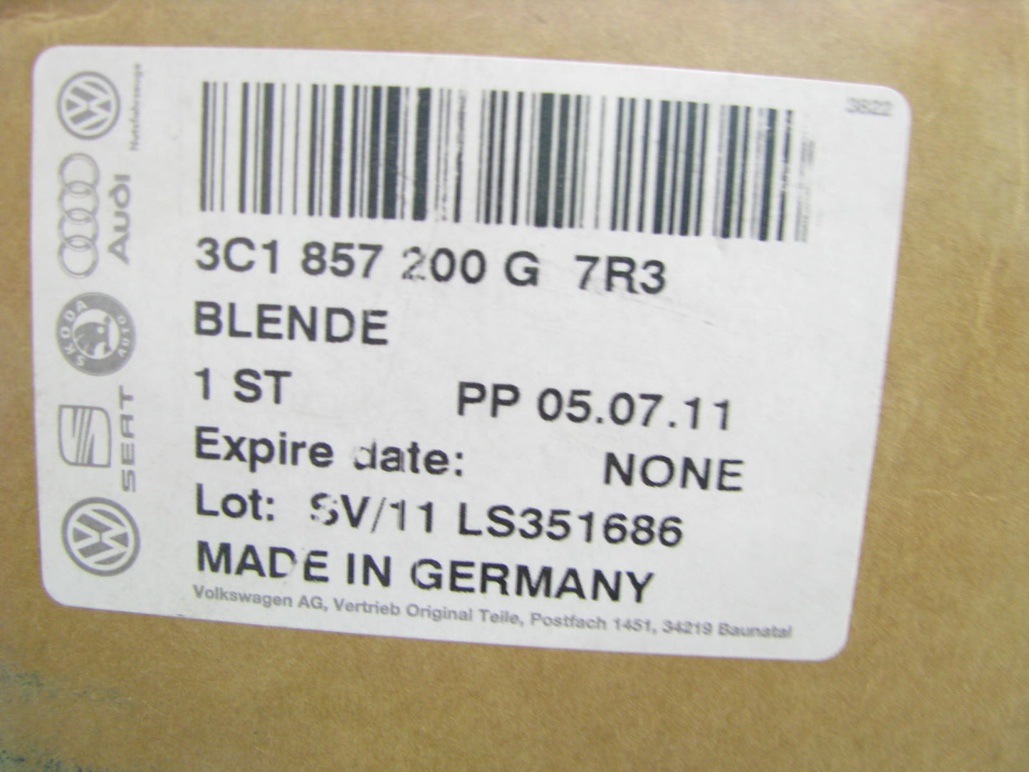 NEW - OEM VW 3C1857200G7R3 Instrument Dash Panel Lower Trim 2006-2008 VW Passat