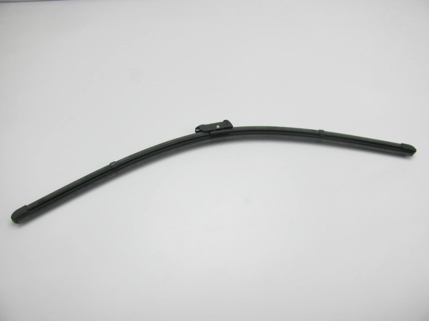 NEW - OEM Vw Audi 3C8-955-425-D Front Left Windshield Wiper Blade For 2012 CC