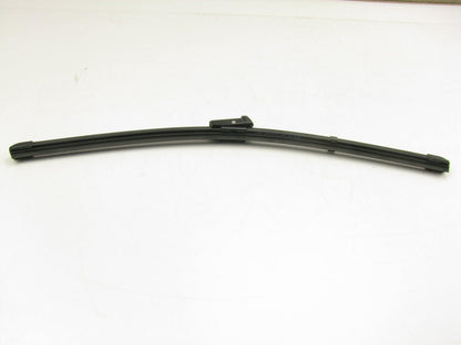 NEW - OEM Vw Audi 3C8955426B Front Right Windshield Wiper Blade 2002-2012 CC