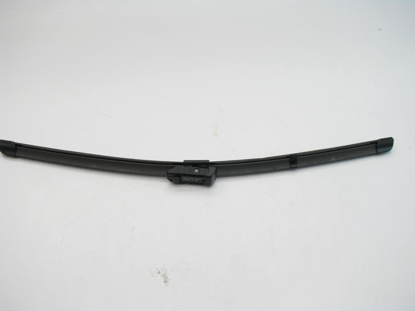 New Genuine Right Side Windshield Wiper Blade OEM For Volkswagen 3C8955426D