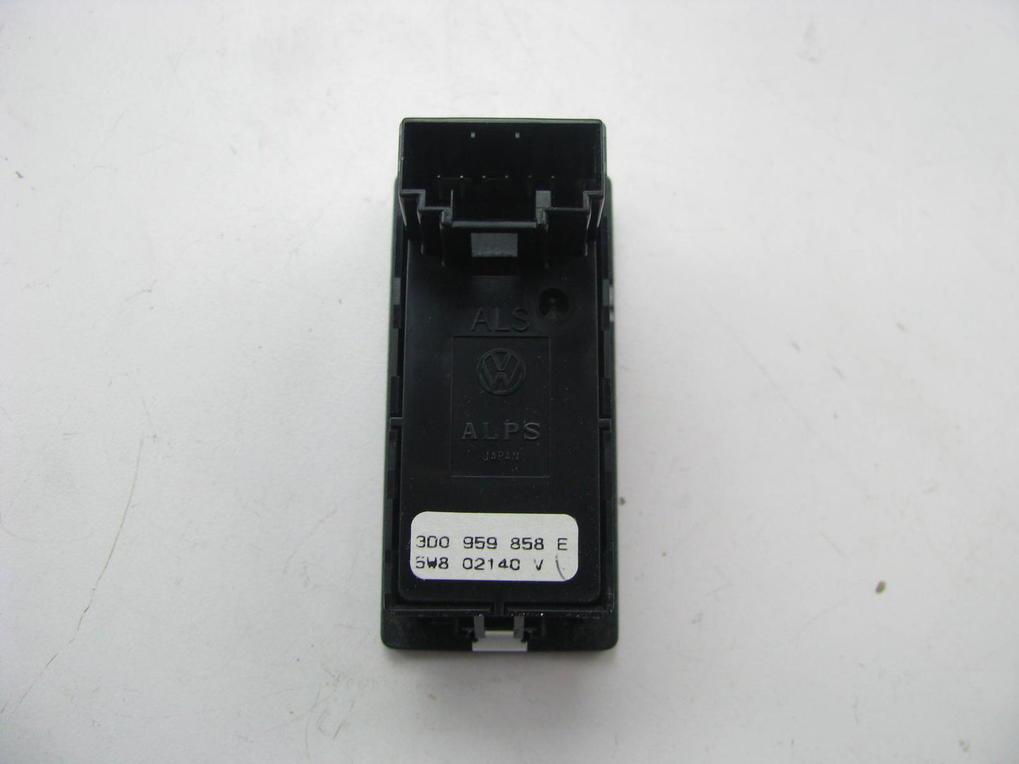 New OEM Front Right Or Rear Power Window Switch - 2004-06 VW Volkwagen Phaeton